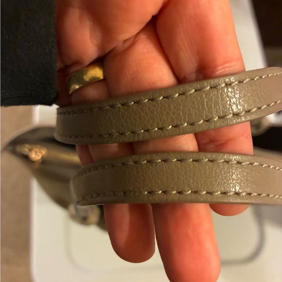 Urban Expressions Tan Shoulder Bag - Picture 6 of 6